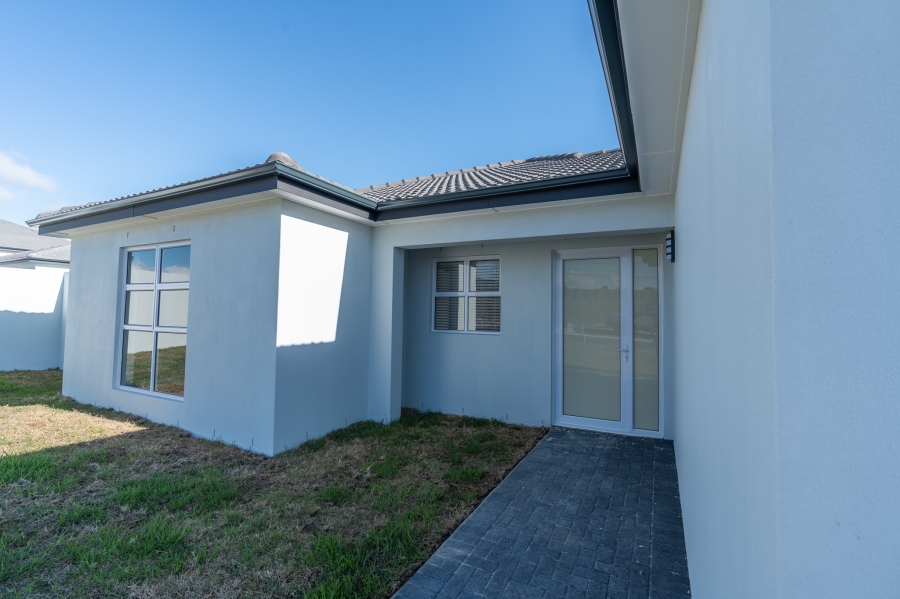 4 Bedroom Property for Sale in Haasendal Western Cape